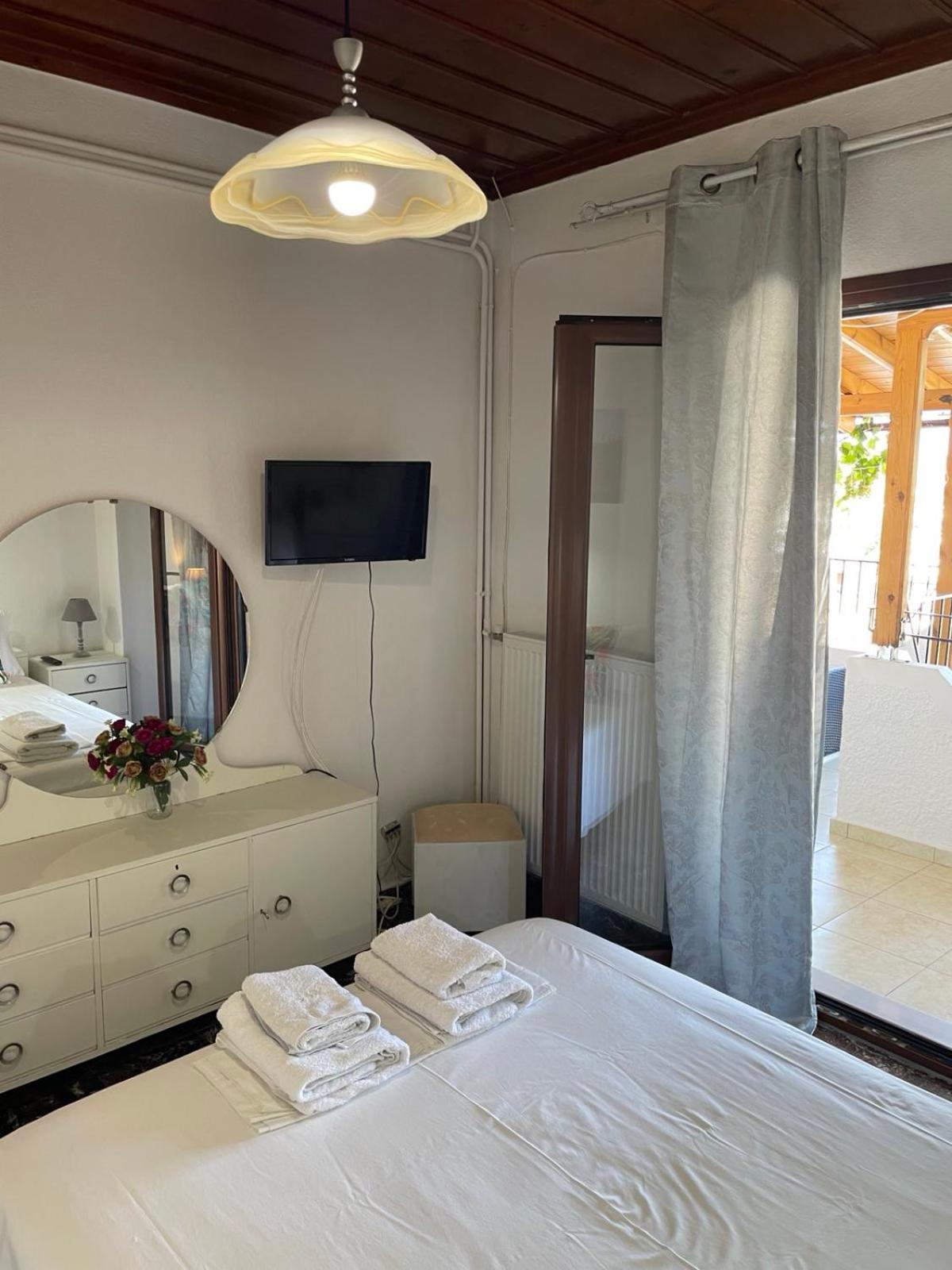 Katerinas Apartmens สเกียธอสทาวน์ ภายนอก รูปภาพ