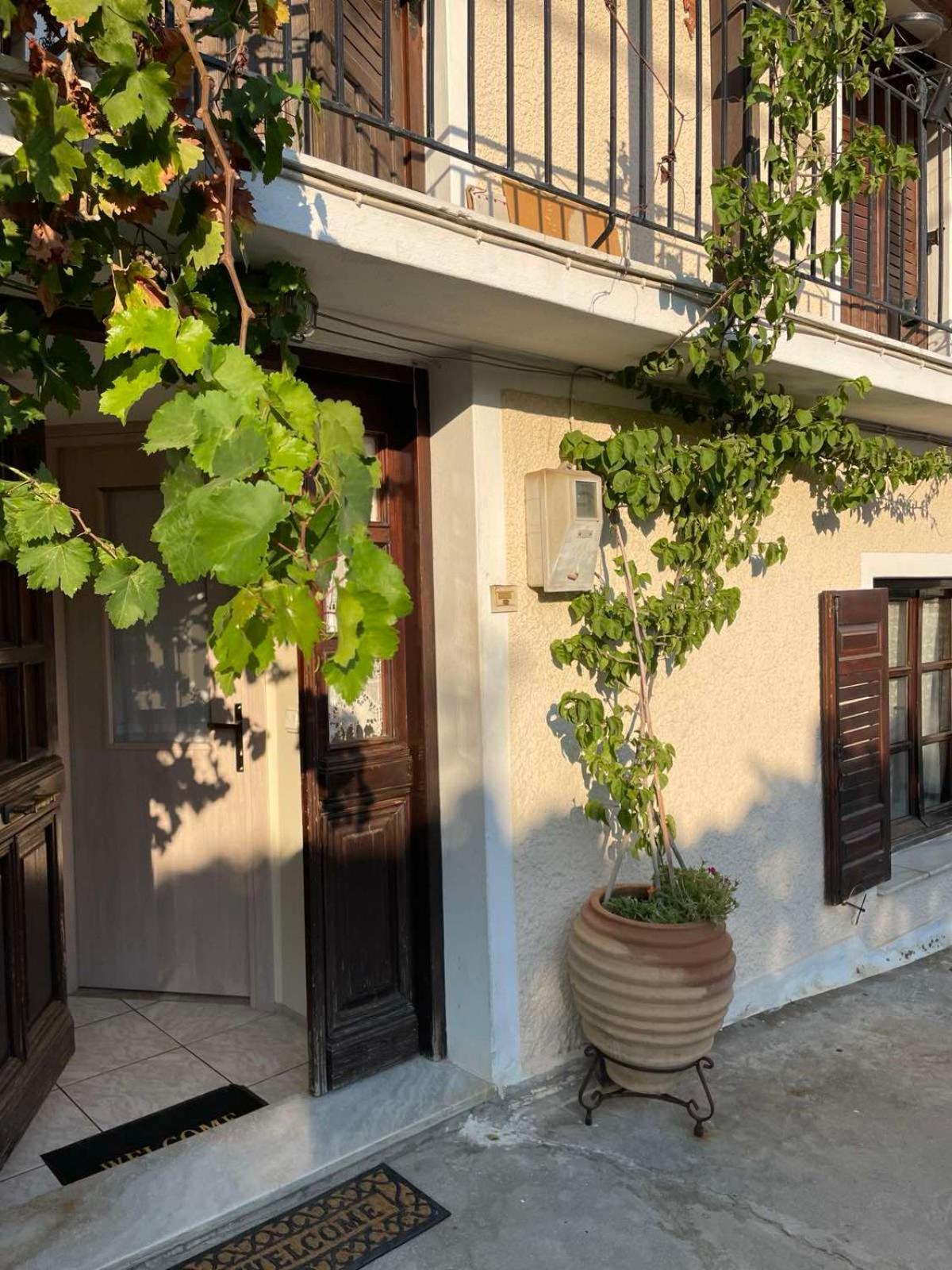Katerinas Apartmens สเกียธอสทาวน์ ภายนอก รูปภาพ